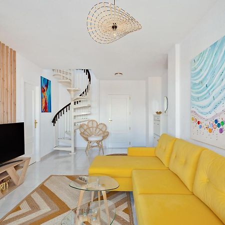 Apartamento La Fiesta, 250 M To The Sea Plus Swimming Pool 또레비에하 외부 사진