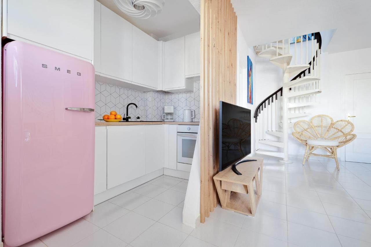 Apartamento La Fiesta, 250 M To The Sea Plus Swimming Pool 또레비에하 외부 사진